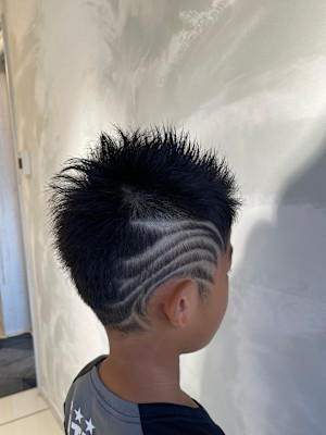 学生カット×バリアート