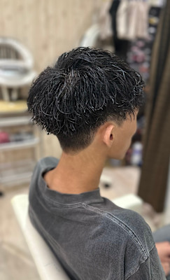 メンズに大人気、波巻きパーマ、メンズパーマ！