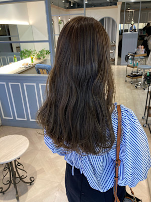 くすみオリーブベージュ赤羽美容院おすすめトレンドカラー