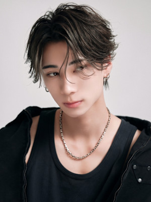 ライトフェザーセンターパート