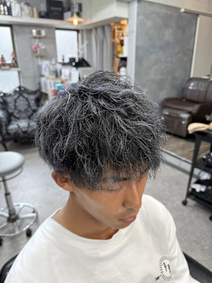 スモーキーグレーパーマ × ワイルドマッシュ