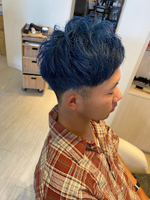 ネイビーブルー/ブリーチ/学生カット/メンズカット