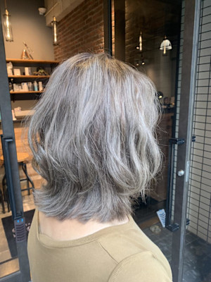 ブリーチ有りグレージュカラー♪