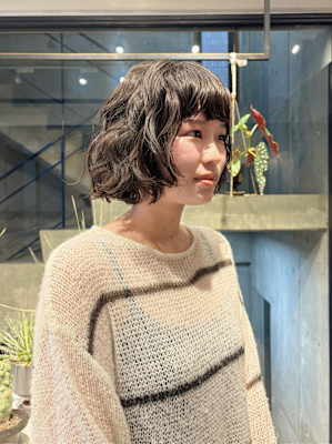 【田中結】前上がりボブ　ニュアンスパーマ