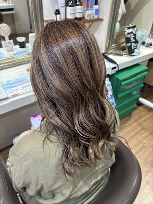 ブラウン×ハイライト