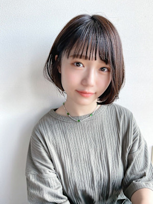 丸過ぎないコンパクトボブ☆