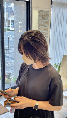 横顔美人を叶えるレイヤースタイル