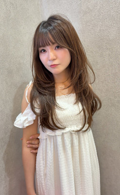 イヤリングカラー/外ハネボブ /縮毛矯正/レイヤーボブ/艶髪