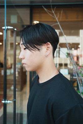 前下がりハンサムショートメンズ