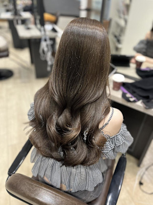 Mako /マロンベージュ 透明感カラー ブリーチなし