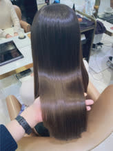 縮毛矯正ツヤツヤストレート髪質改善前髪なし前髪あり表参道