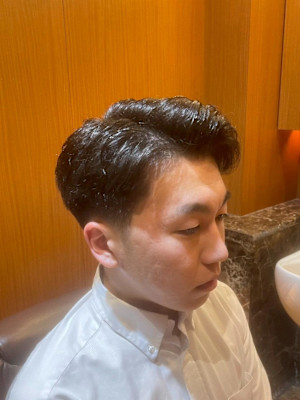 銀座　理容室　ビジネスシチサン