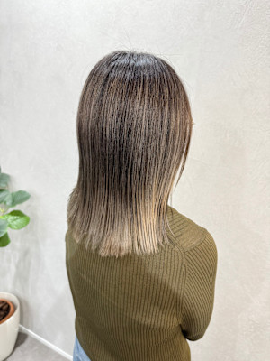 プリンが気にならないカラー/外国人風バレイヤージュ