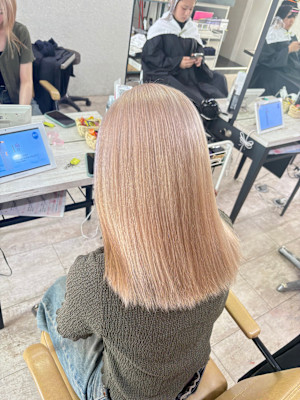 ホワイトベージュ