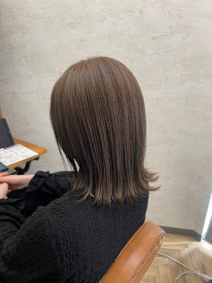 ベージュカラー