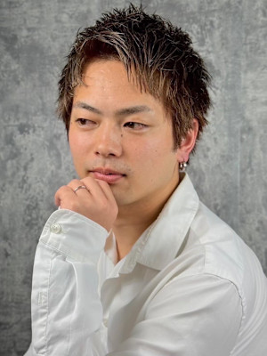 刈り上げないアップバング