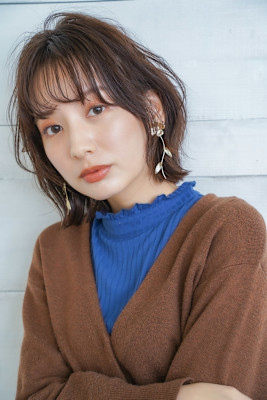 韓国風くびれミディ