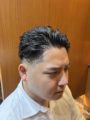 銀座　理容室　フェードカット　七三スタイル