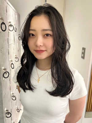 『Nanaka』レイヤーカット/顔周りレイヤー