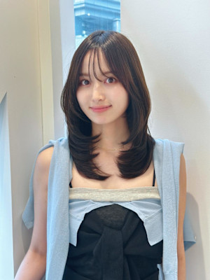 韓国　レイヤーカット　ワンカール　グレージュカラー