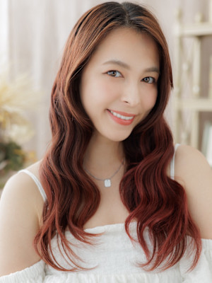 波巻きウェーブチェリーレッドくびれロング　ローズブラウン