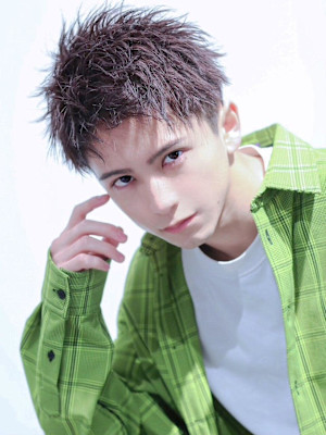 The”男のツイストアッパーショート”