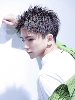 The”男のツイストアッパーショート”