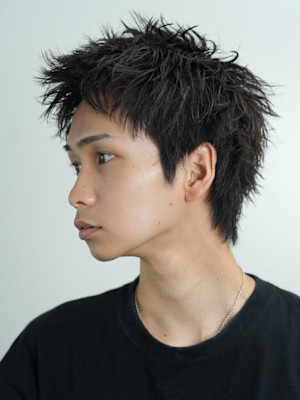 ツイストスパイキーショート