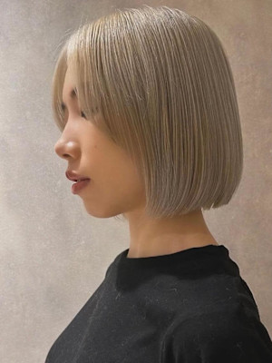 ホワイトブロンド×ボブ