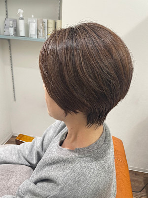 美髪矯正×ショートレイヤーボブ