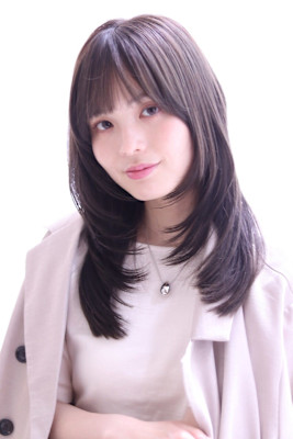 レイヤー×ストレートヘア×セミディ×20代30代40代