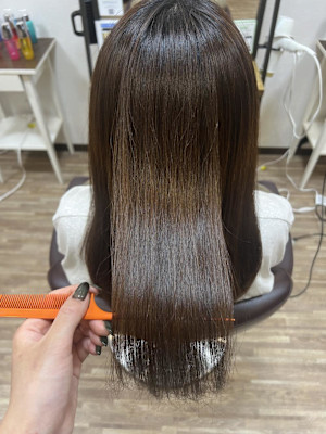 ミディアム／縮毛矯正