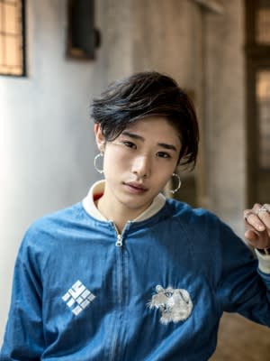 暗髮ナチュラルショート