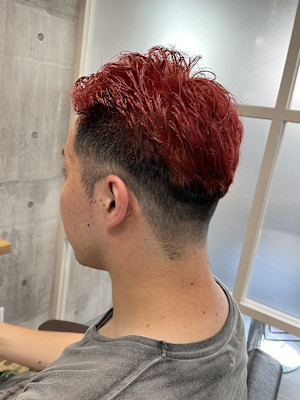 メンズショートレッドカラー