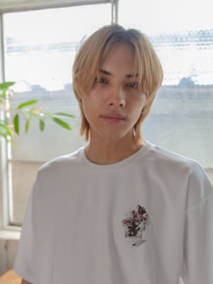 韓国風センターパートスタイル