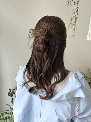 《花屋併設の美容院》　韓国風ヘアセット