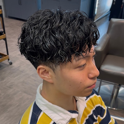 [藤沢]メンズカット黒髪40%ツイストスパイラルパーマ