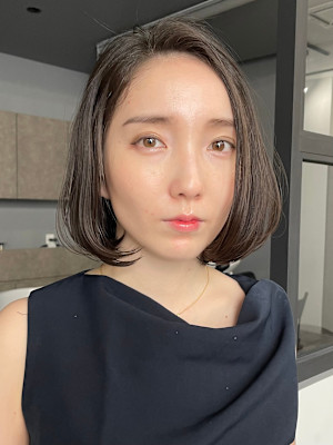 ぱつっとボブ・ショート/前髪あり/絶壁解消/30代/40代/