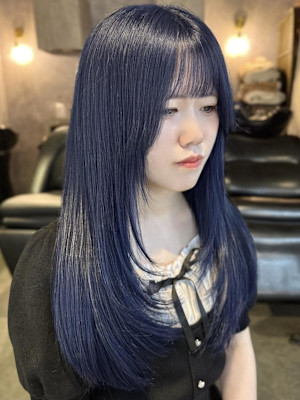 《巴結生》寒色カラー/レイヤーカット/艶髪