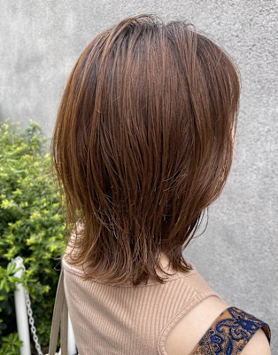 伸ばし途中マッシュレイヤーくびれミディアム