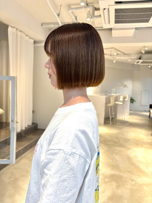 ワンレングスボブ×縮毛矯正