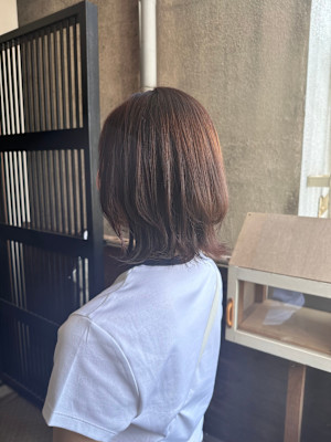 軽やかなレイヤーカット