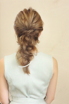 結婚式や浴衣ヘアに♪編みおろしアレンジ