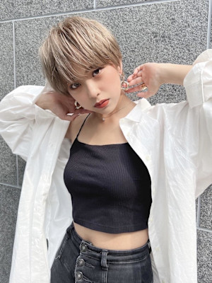 ダブルカラー♪ブロンドマッシュボブ