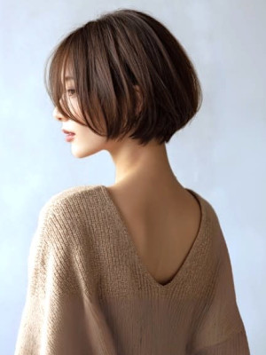ショートボブ 顔周りカット 前髪なし ブラウンカラー 30代