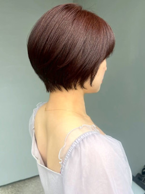 レイヤーボブ マッシュショート ピンクベージュ 似合わせ