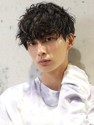 大人の波巻きスパイラルパーマ