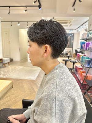 ビジネスヘア就活ヘアツーブロック刈り上げフェードメンズ