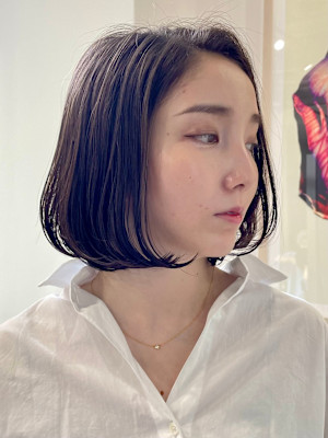ぱつっとボブ・ショート/前髪あり/絶壁解消/30代/40代/