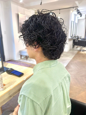 波巻きパーマメンズツイストスパイラルパーマツーブロック